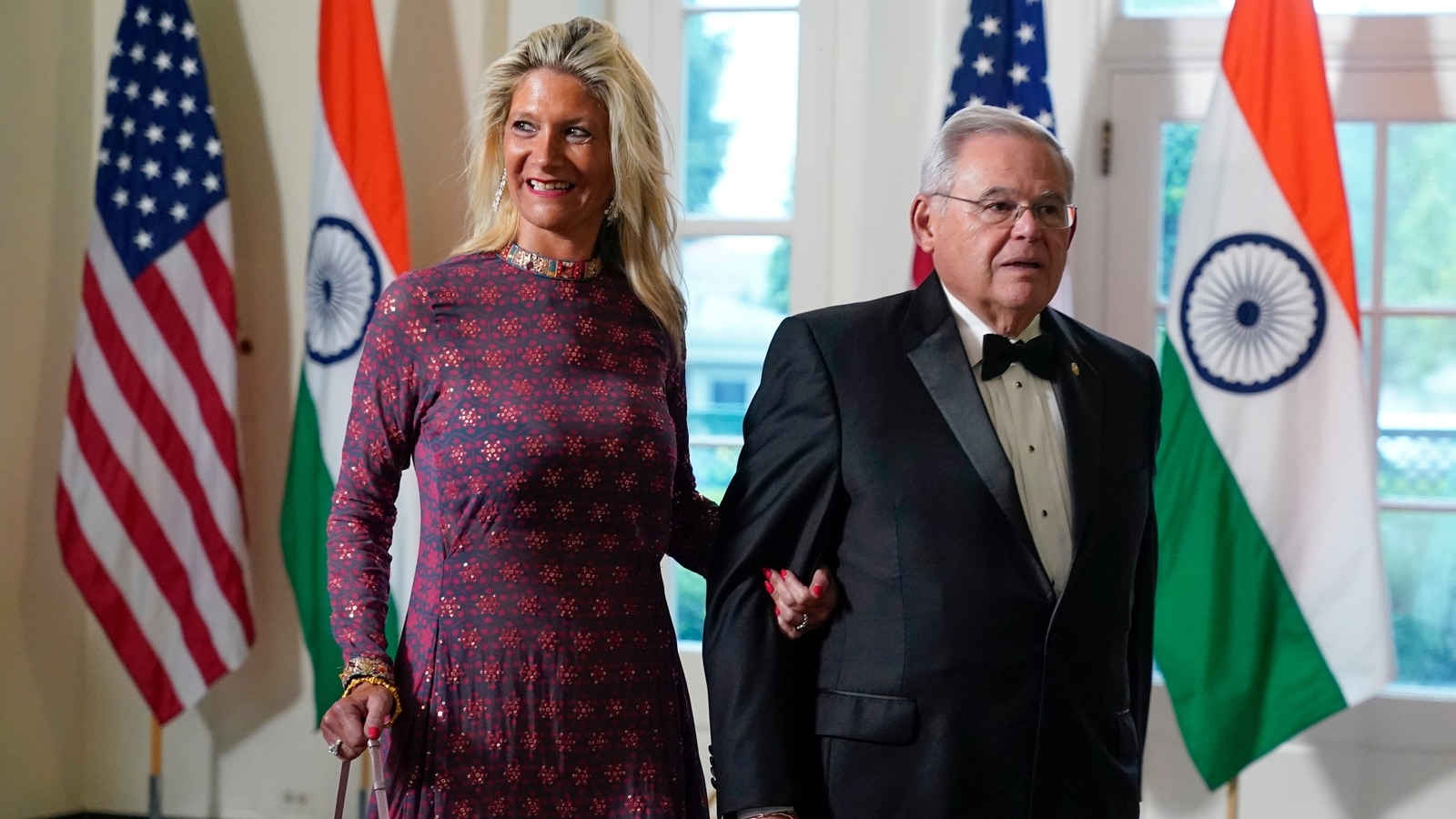 When Bob Menendez proposed to his girlfriend Nadaine Arslanian in front of Taj Mahal, India