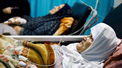 Major Gaza hospitals suspend operations as Israel hunts Hamas