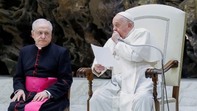 Pope Francis ‘still not well’, aide reads speechin weekly audience