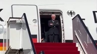 Video: German President made to wait for 30 minutes on aircraft after reaching Qatar