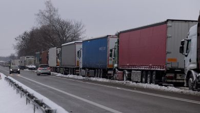 Ukraine hopes 'unacceptable' Polish border blockade will end