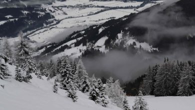 US Northern plains braces for worst blizzard in years, warnings stretch across 5 states