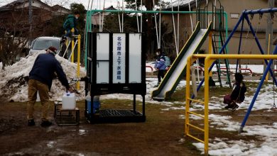 Japan earthquake survivors battle unsanitary conditions with no running water