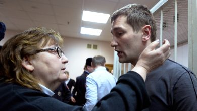 Trouble for Alexei Navalny's brother days after opposition leader's death