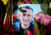 Alexei Navalny's mother accuses Russian officials of planning to bury him secretly