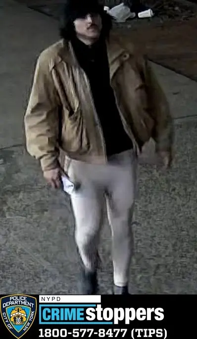 After the murder, a surveillance photo showed Raad Almansoori wearing leggings that belonged to Denisse Oleas-Arancibia (DCPI)