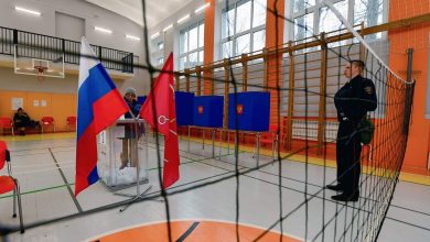 Russia elections: Ballot boxes vandalised as presidential vote commences