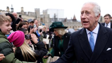 King Charles' aides criticised for letting him make ‘very strange’ move and ‘ask for trouble’ during Easter Sunday
