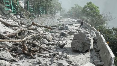 Why is Taiwan exposed to earthquakes and well prepared to withstand them?