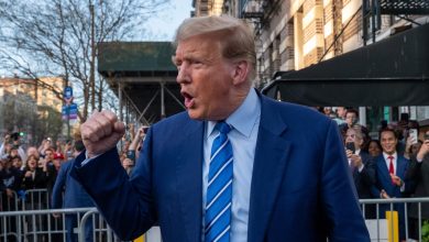 Donald Trump goes from court to Harlem bodega where Jose Alba killed ex-con, people chant ‘four more years’