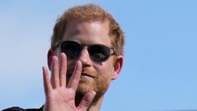 Prince Harry wants to ‘spend more time in the UK with his family’ but he can't because of…