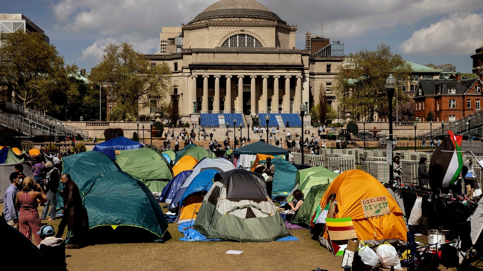 Pro-Palestine protesters arrested at NYC's Fashion Institute of Technology as Israel moves into Rafah 1 Pro-Palestine protesters arrested at NYC's Fashion Institute of Technology as Israel moves into Rafah