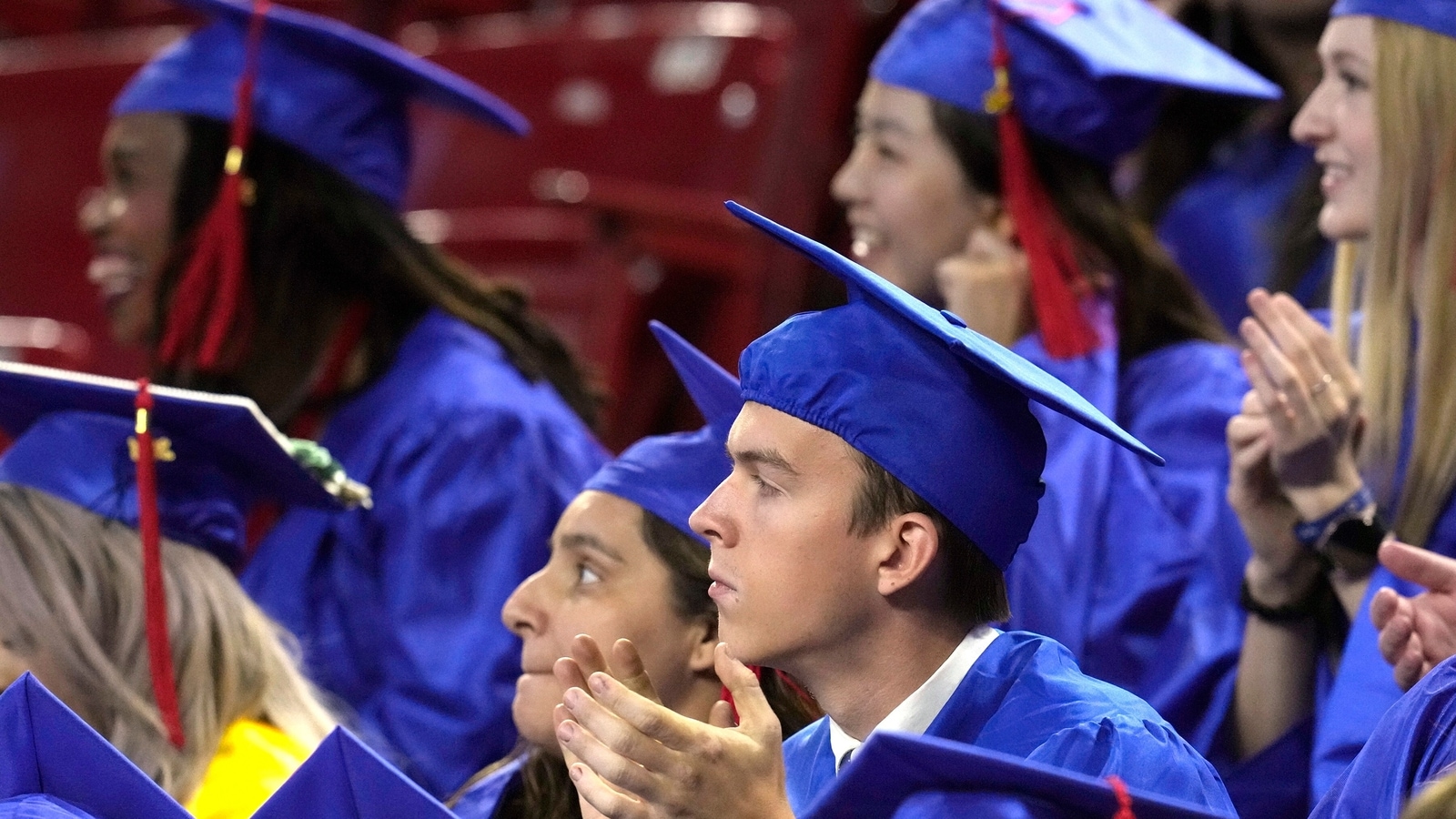 Best towns for new college grads in US ranked, based on city and metro factors