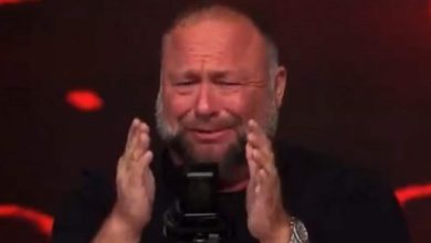 Alex Jones breaks down in tears, says authorities threatened to shut down his studio: 'I was duped by someone'