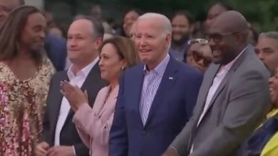 Biden brutally mocked after he appears to stare at Kirk Franklin like ‘zombie’ during White House Juneteenth concert