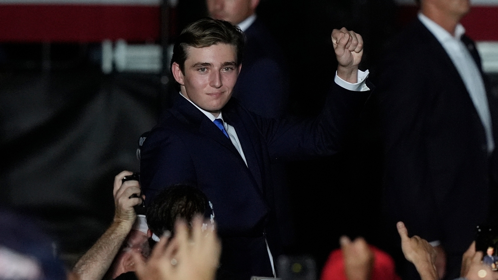 Barron Trump greeted with standing ovation at Miami Trump rally: Watch