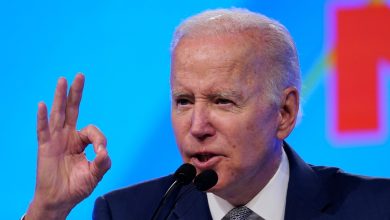 Joe Biden exhibits ‘classic features of neurodegeneration,’ Parkinson’s doctor claims: ‘Not a hard case’