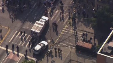 Manhattan: 2 NYPD officers shot, 1 suspect taken into custody