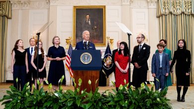 Oval Office witnessed emotional scenes of joy and cries when families spoke to released prisoners, White House releases