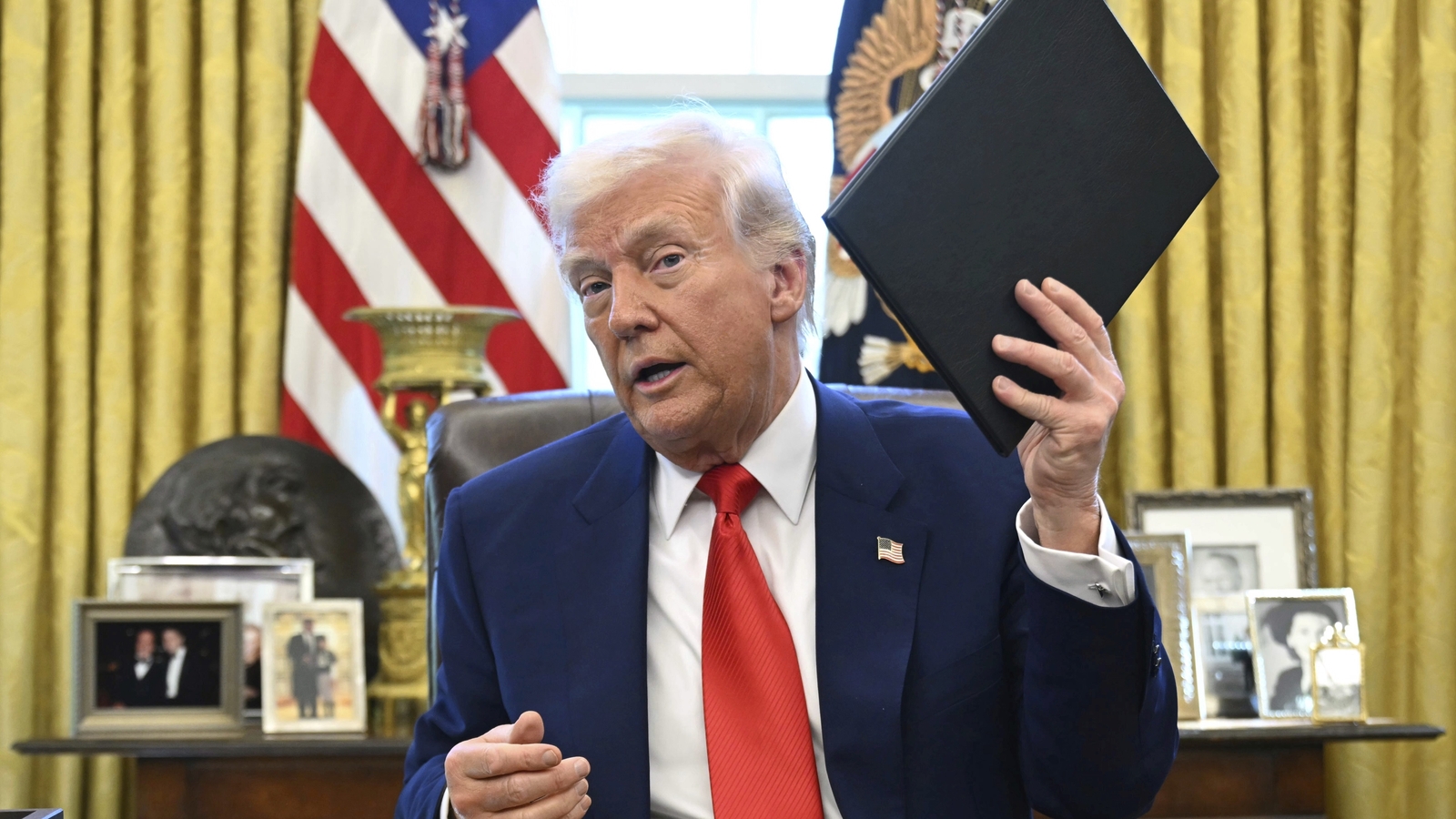 US judge allows Trump's rule asking illegal immigrants to register with govt 1 US judge allows Trump's rule asking illegal immigrants to register with govt