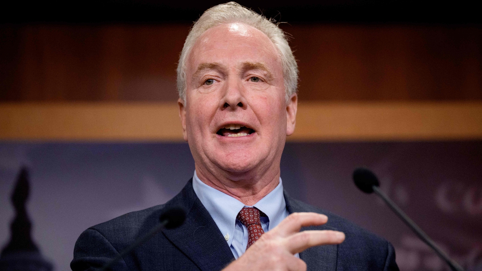 Sen Van Hollen threatens Trump admn over ‘wrongfully’ deported Maryland man to El Salvador: ‘If Kilmar is not home by…’ 1 Sen Van Hollen threatens Trump admn over ‘wrongfully’ deported Maryland man to El Salvador: ‘If Kilmar is not home by…’