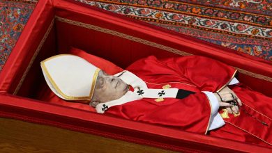 Pope Francis's body draws huge crowds as public tributes continue in Vatican