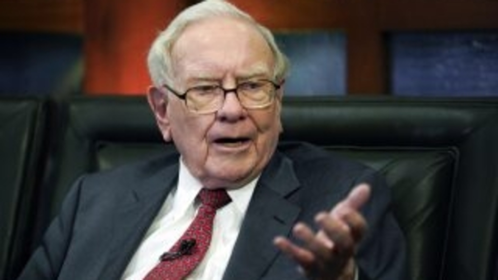 Warren Buffett stuns shareholders; Here's when and why Berkshire Hathaway CEO is retiring after 55 years 1 Warren Buffett stuns shareholders; Here's when and why Berkshire Hathaway CEO is retiring after 55 years