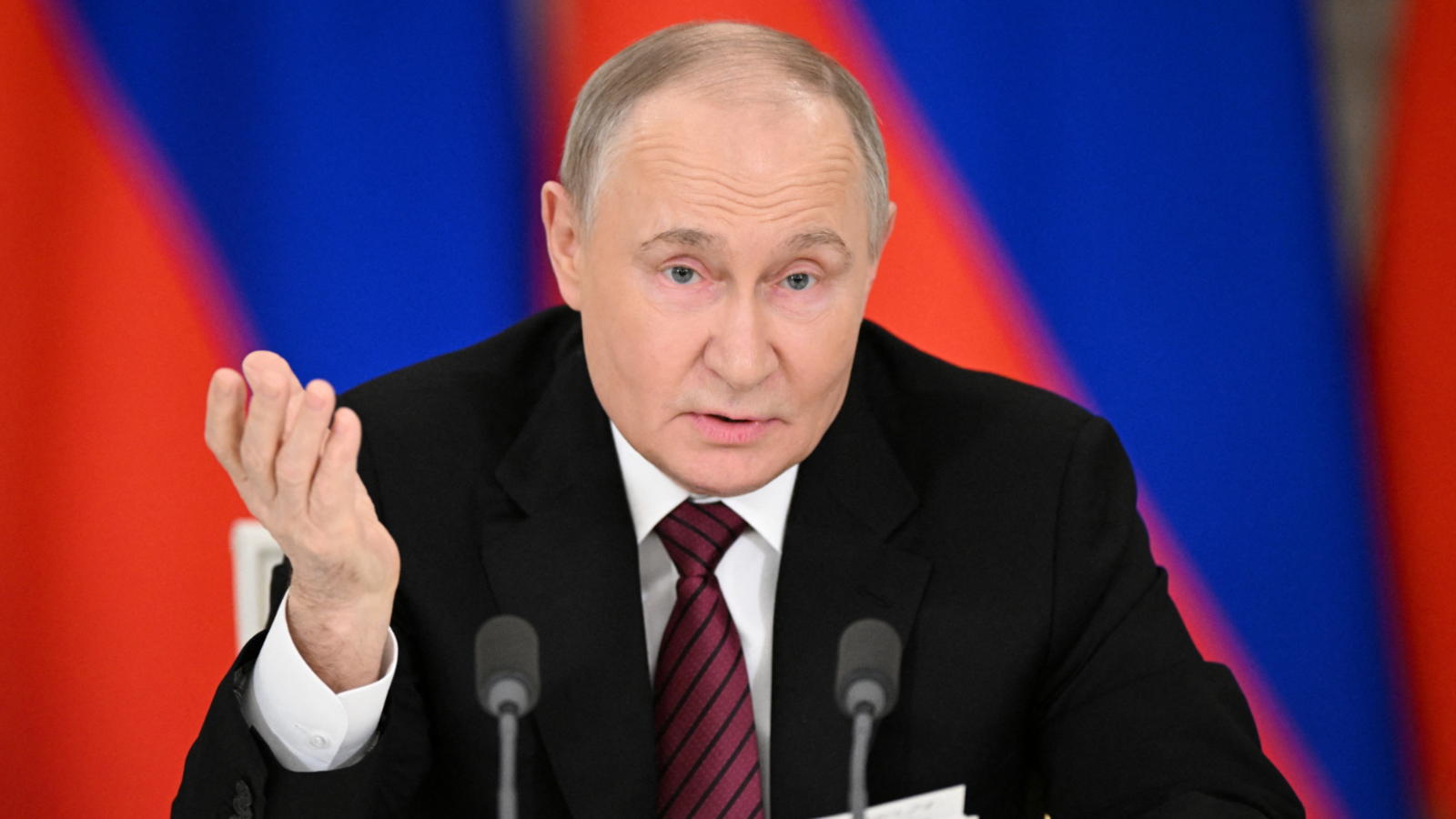 Vladimir Putin proposes direct talks with Ukraine ‘without preconditions’ to end war 1 Vladimir Putin proposes direct talks with Ukraine ‘without preconditions’ to end war