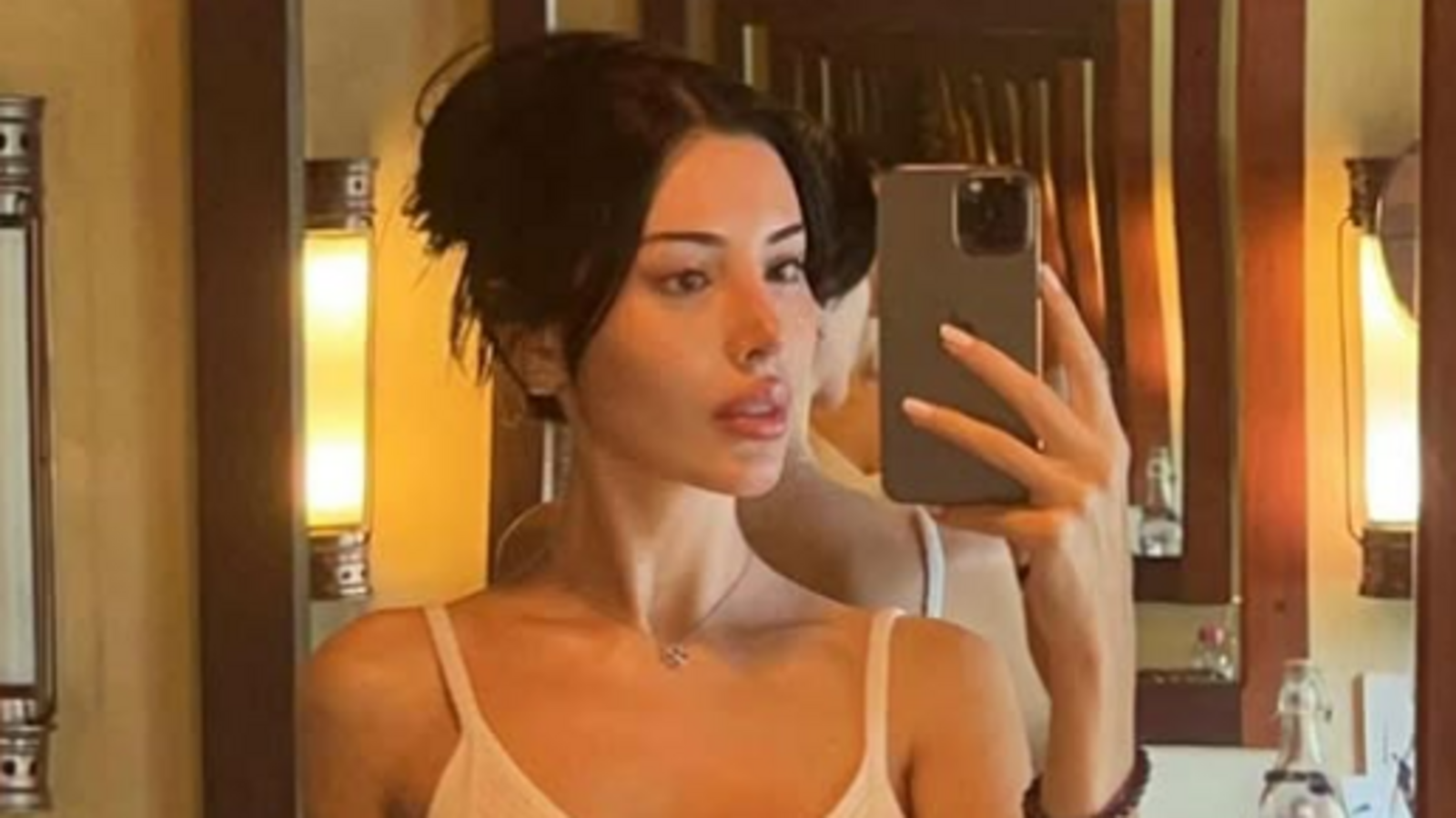 What happened to Wizard Liz? Pregnant YouTuber accuses fiancé Landon Nickerson of cheating, breaks off engagement 1 What happened to Wizard Liz? Pregnant YouTuber accuses fiancé Landon Nickerson of cheating, breaks off engagement