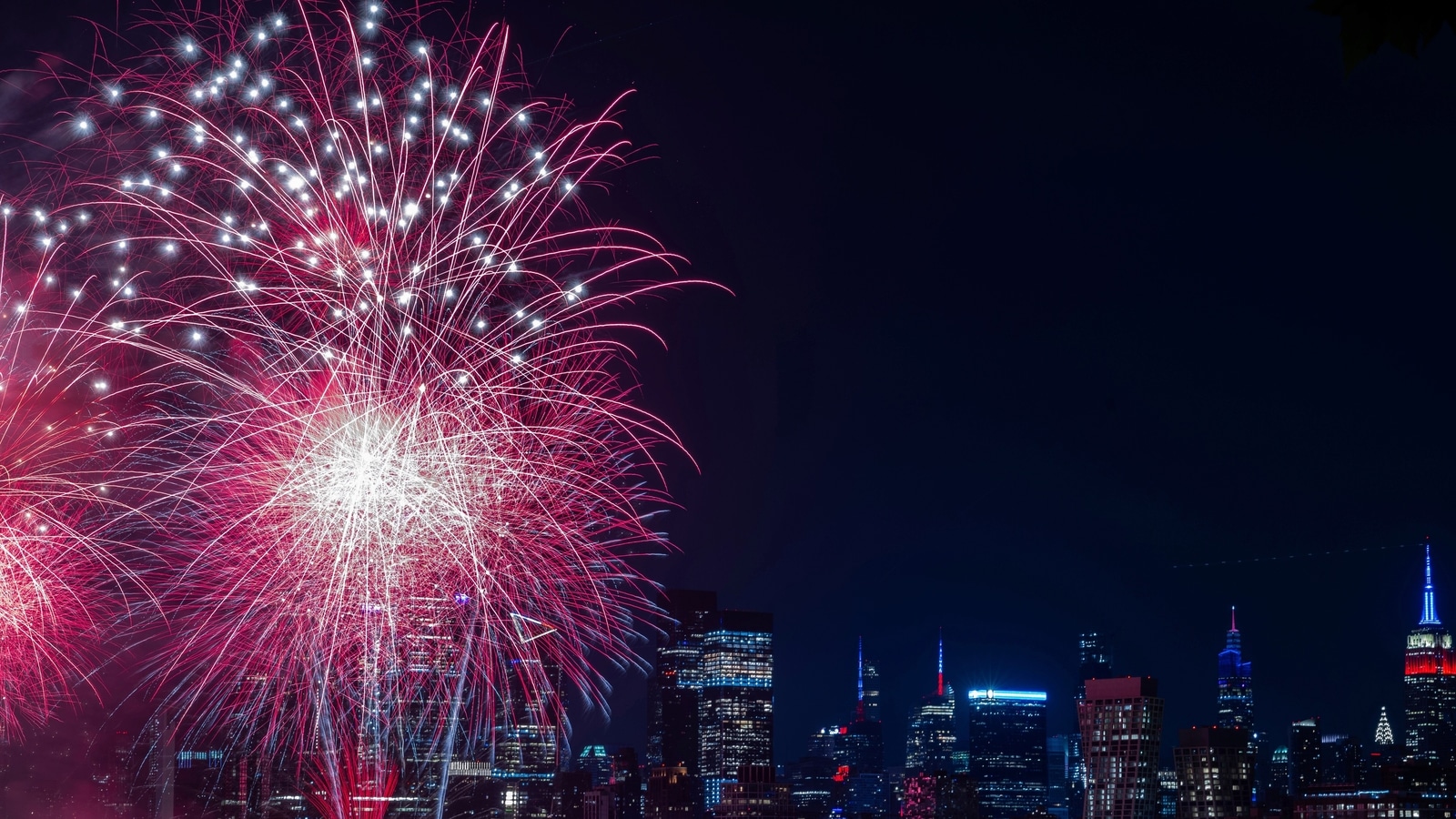NYC gears up for Macy’s Fourth of July fireworks over Brooklyn Bridge: Here’s how to snag free tickets 1 NYC gears up for Macy’s Fourth of July fireworks over Brooklyn Bridge: Here’s how to snag free tickets