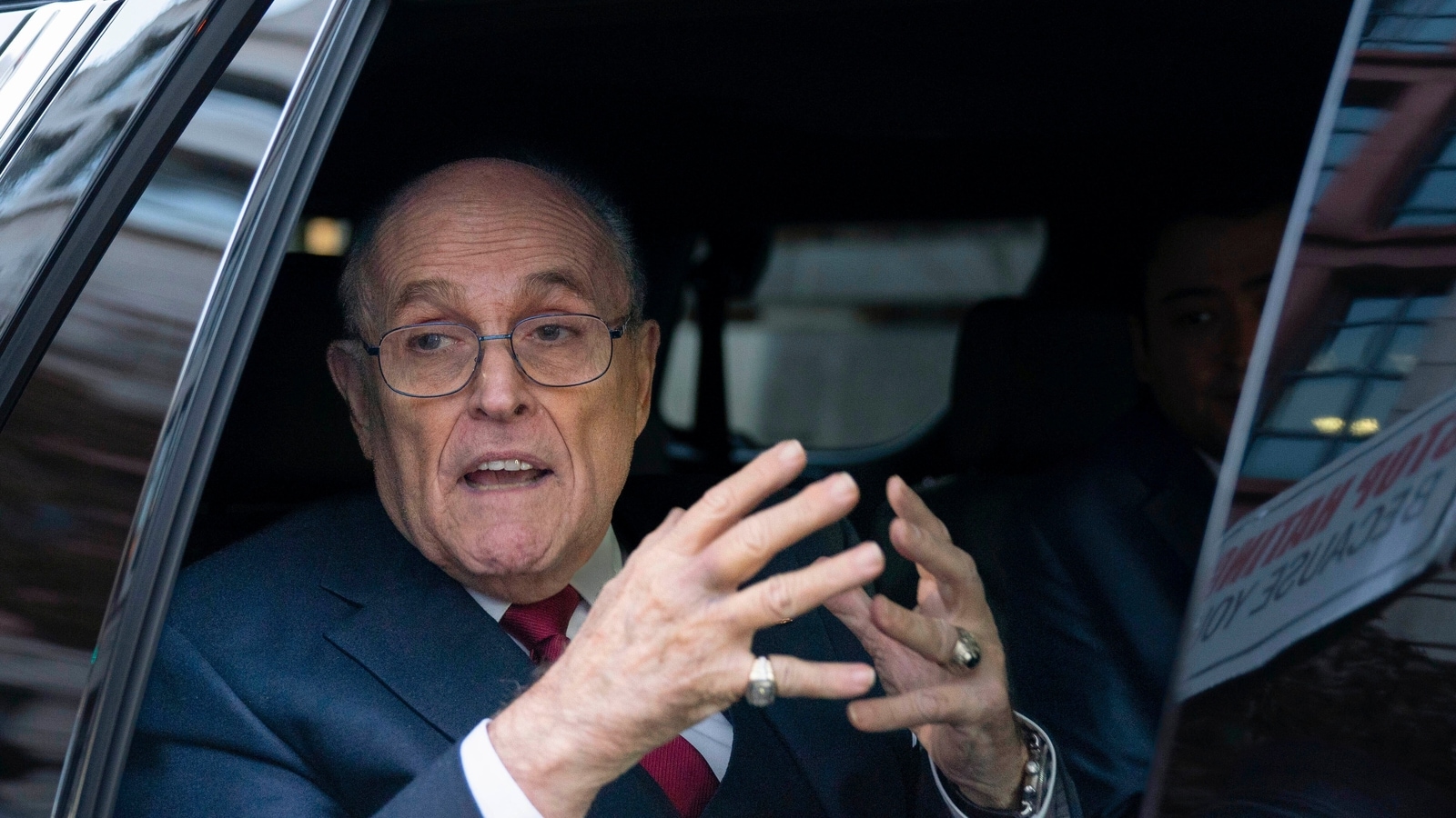 Who is Lauren Kemp? Former NYC Mayor Rudy Giuliani car crash driver identified, key update here 1 Who is Lauren Kemp? Former NYC Mayor Rudy Giuliani car crash driver identified, key update here
