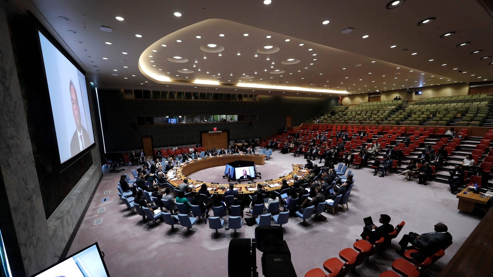 US vetoes UN resolution demanding immediate Gaza ceasefire, hostage release