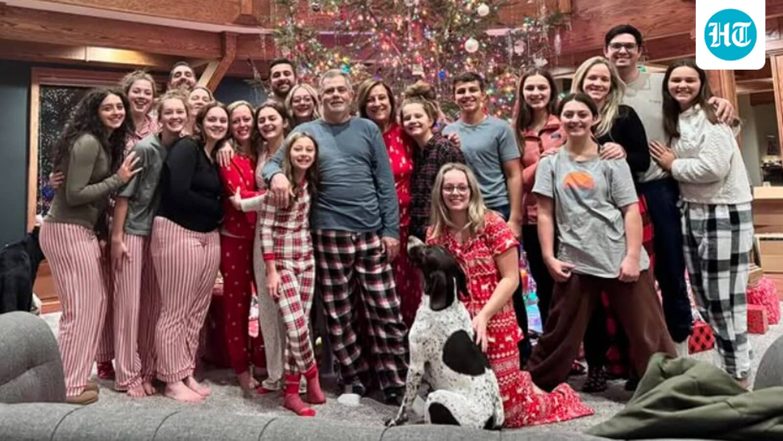 3 members of Meet the Putmans family killed in car crash, several others hospitalized