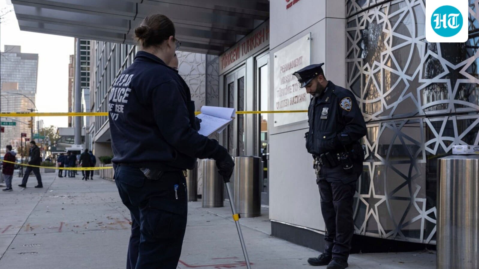 Man found beheaded in bathtub of Staten Island home, cops arrest stepson: Report