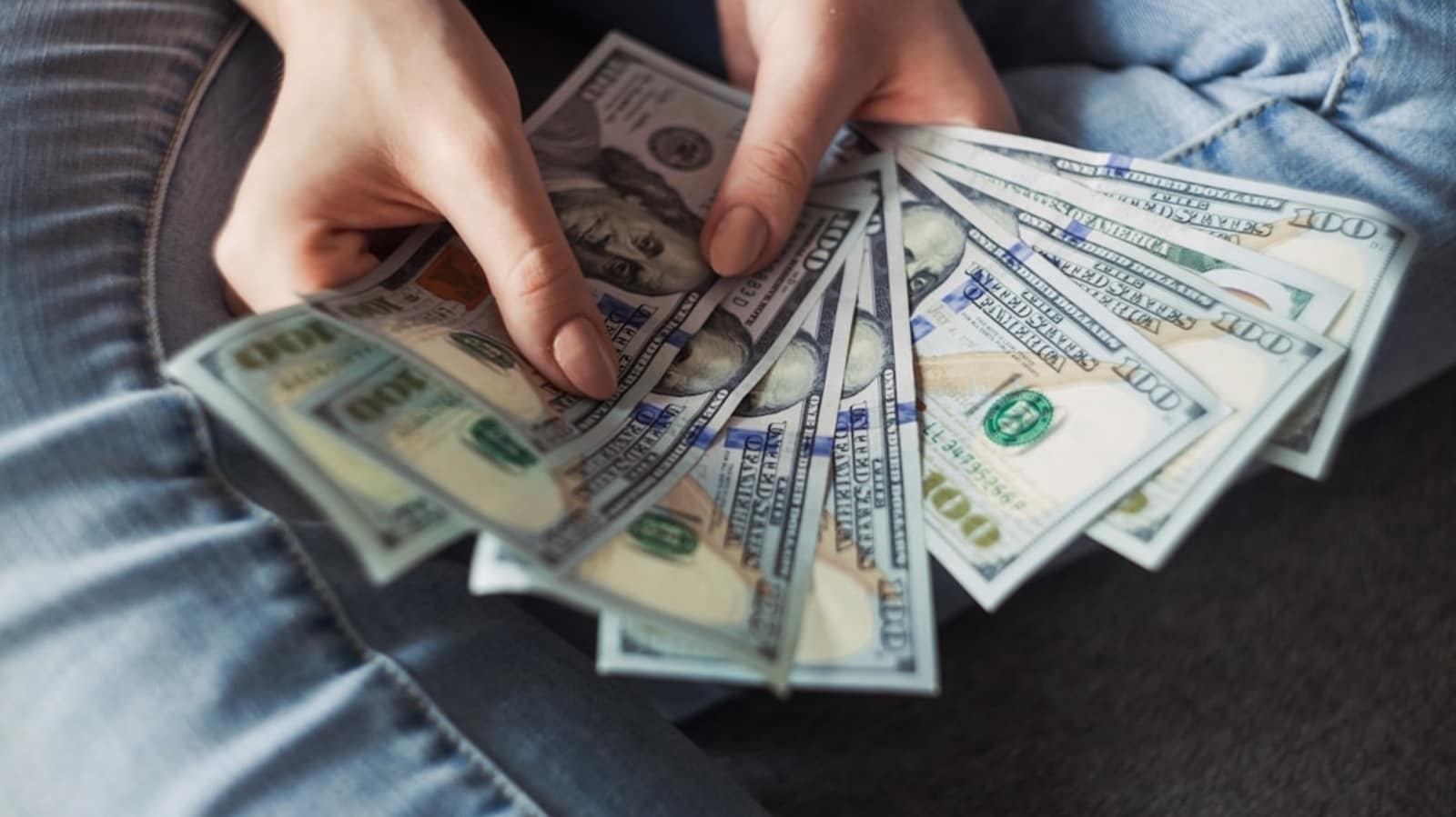 Trump admin trying to sell federal student loan debt to private entities: How will it impact borrowers? 1 Trump admin trying to sell federal student loan debt to private entities: How will it impact borrowers?